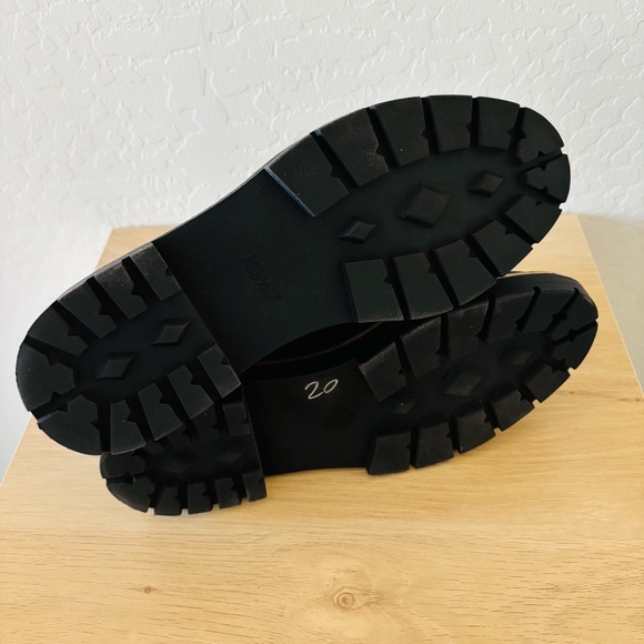 TOMS Women's Black Alaya Ankle Boots - Picture 6 of 9